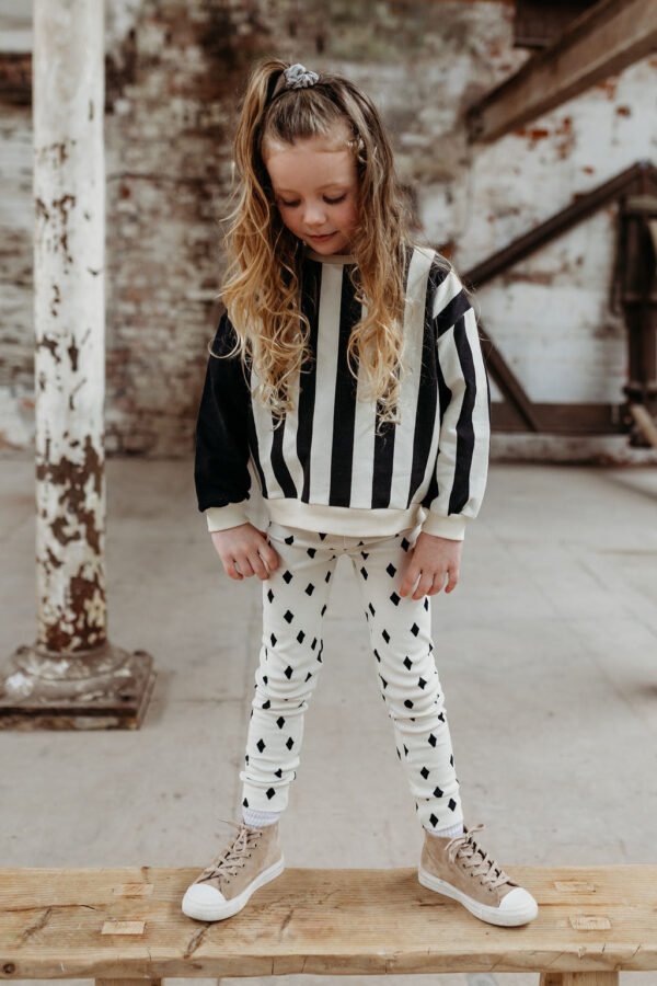 Contrast Stripe Sweatshirt - Image 5