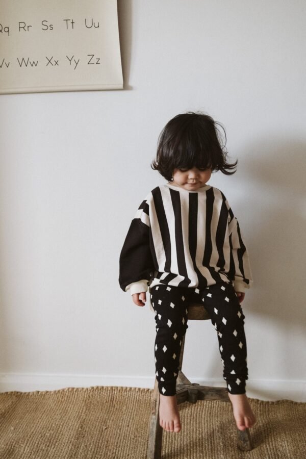 Contrast Stripe Sweatshirt - Image 4